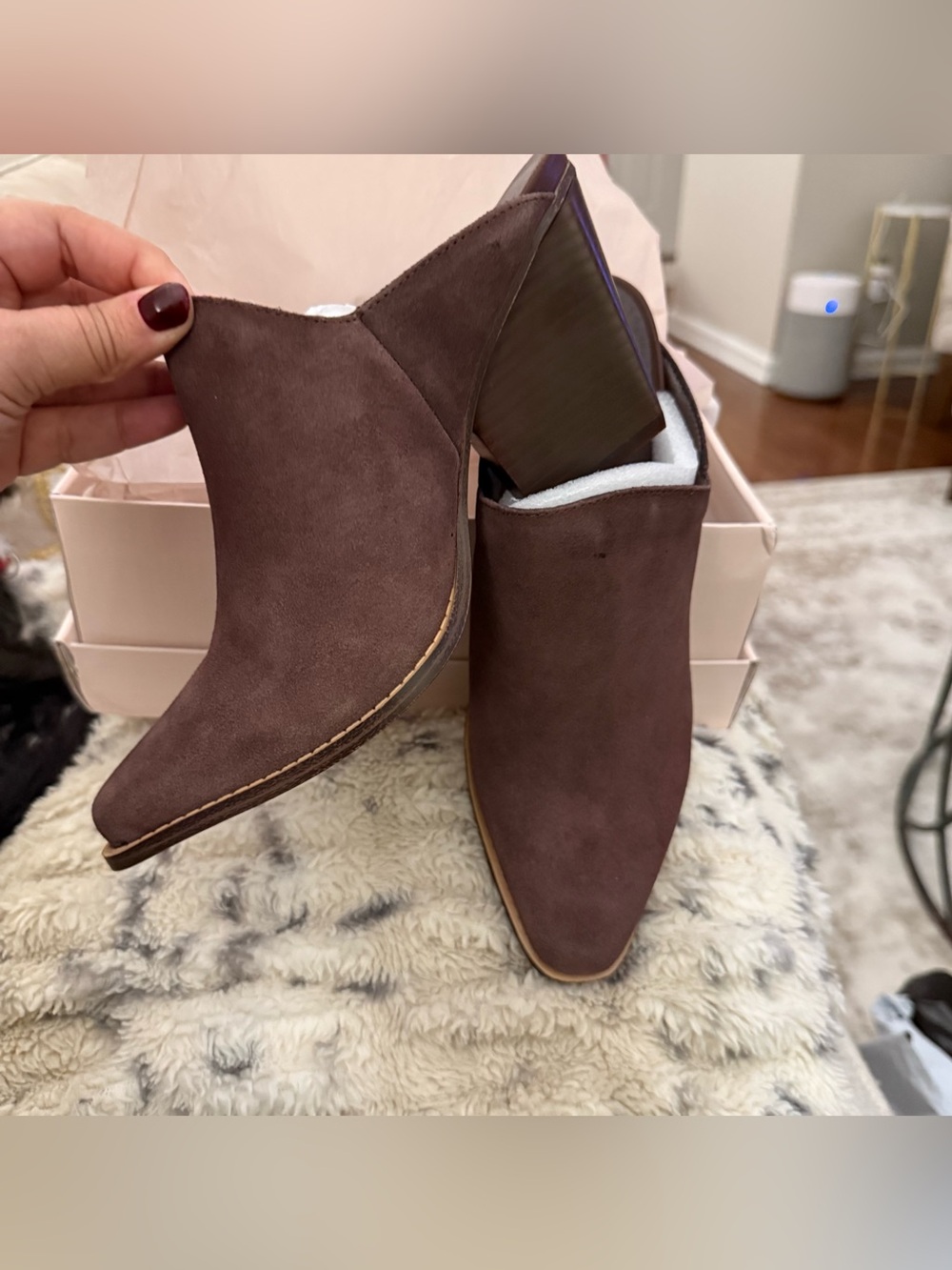 NEW Chinese Laundry Crinkle Brown Suede Mule Booties Size 8.5 - Picture 2 of 8